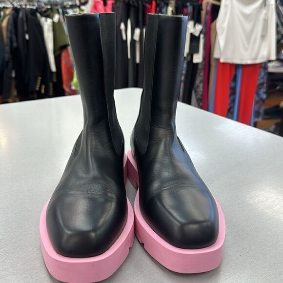 Givenchy boots 🌸 - Picture 5 of 11